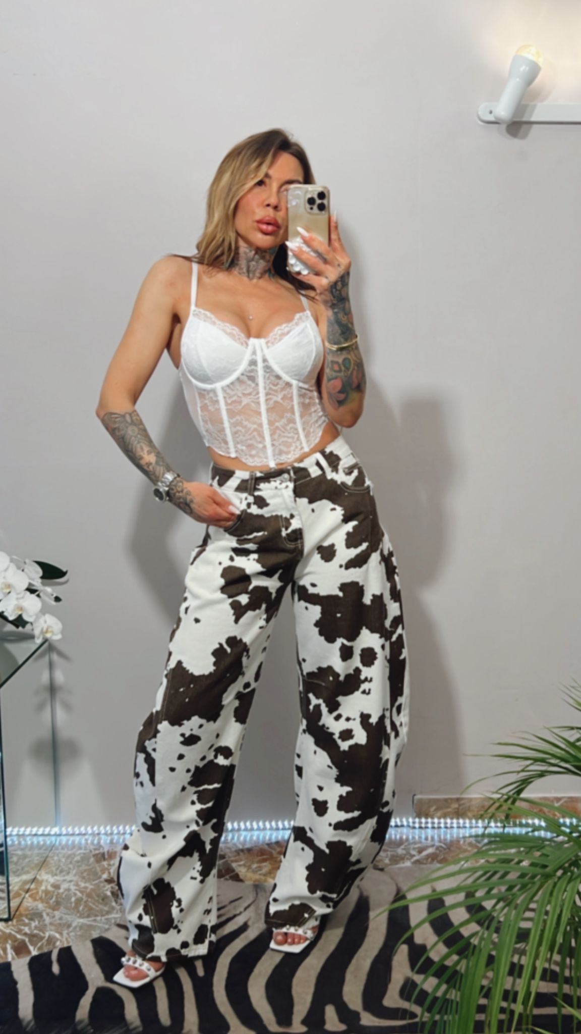 CORSETTO PIZZO CON COPPE E FERRETTO