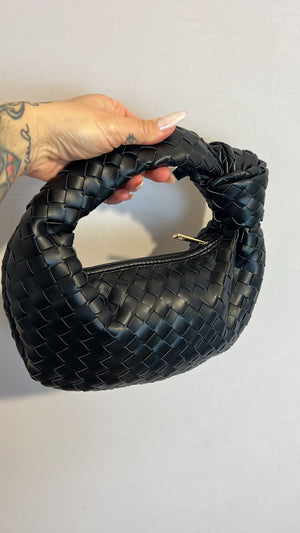TOTE BAG IN ECOPELLE CON NODO E MOTIVO INTRECCIATO