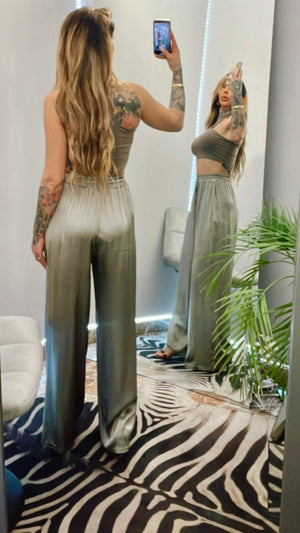 PANTALONI IN RASO OVER