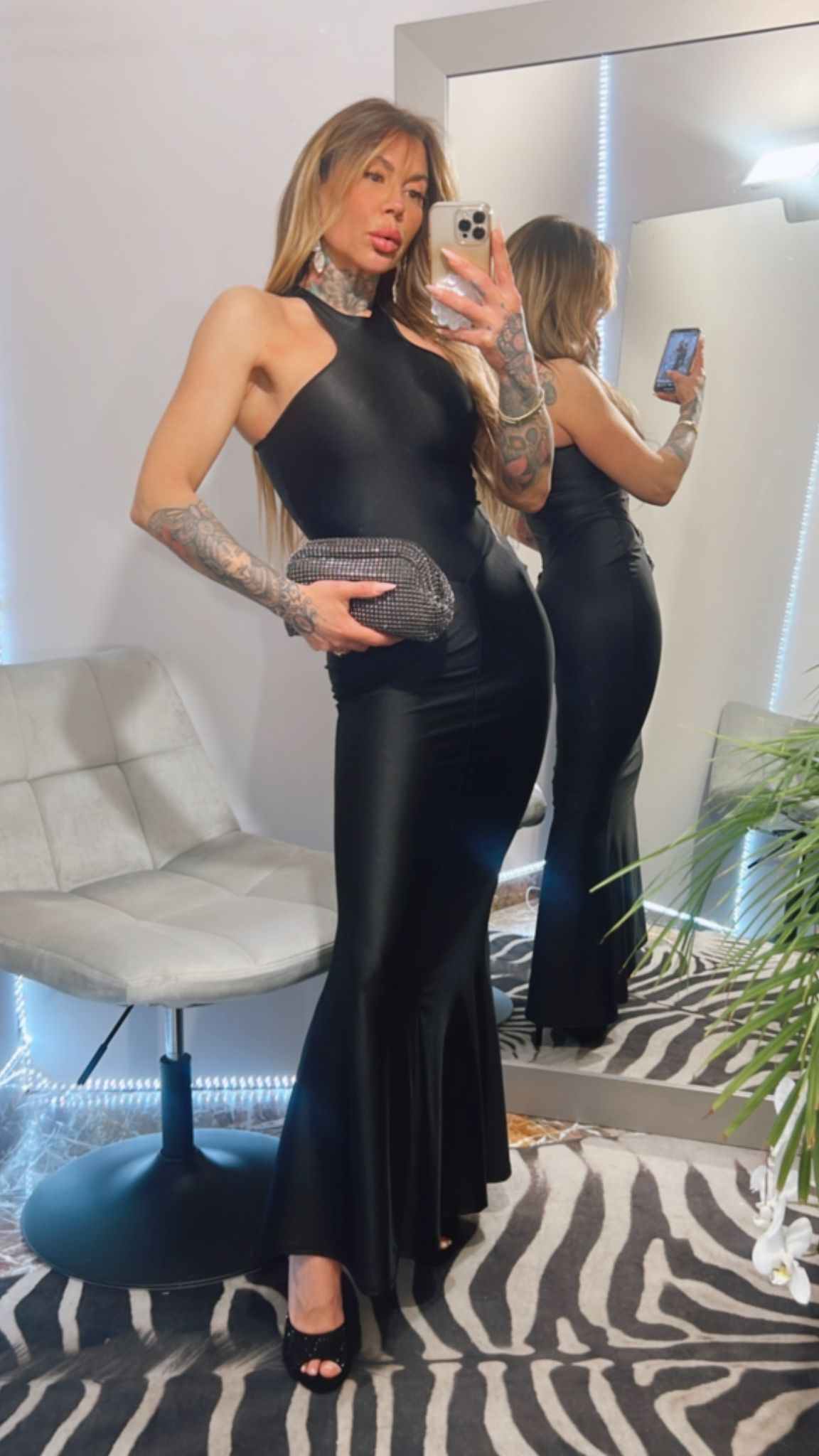 ABITO ELASTICIZZATO IN LYCRA LUCIDA A SIRENA