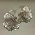 ORECCHINI A PERNO FIORE SOFT